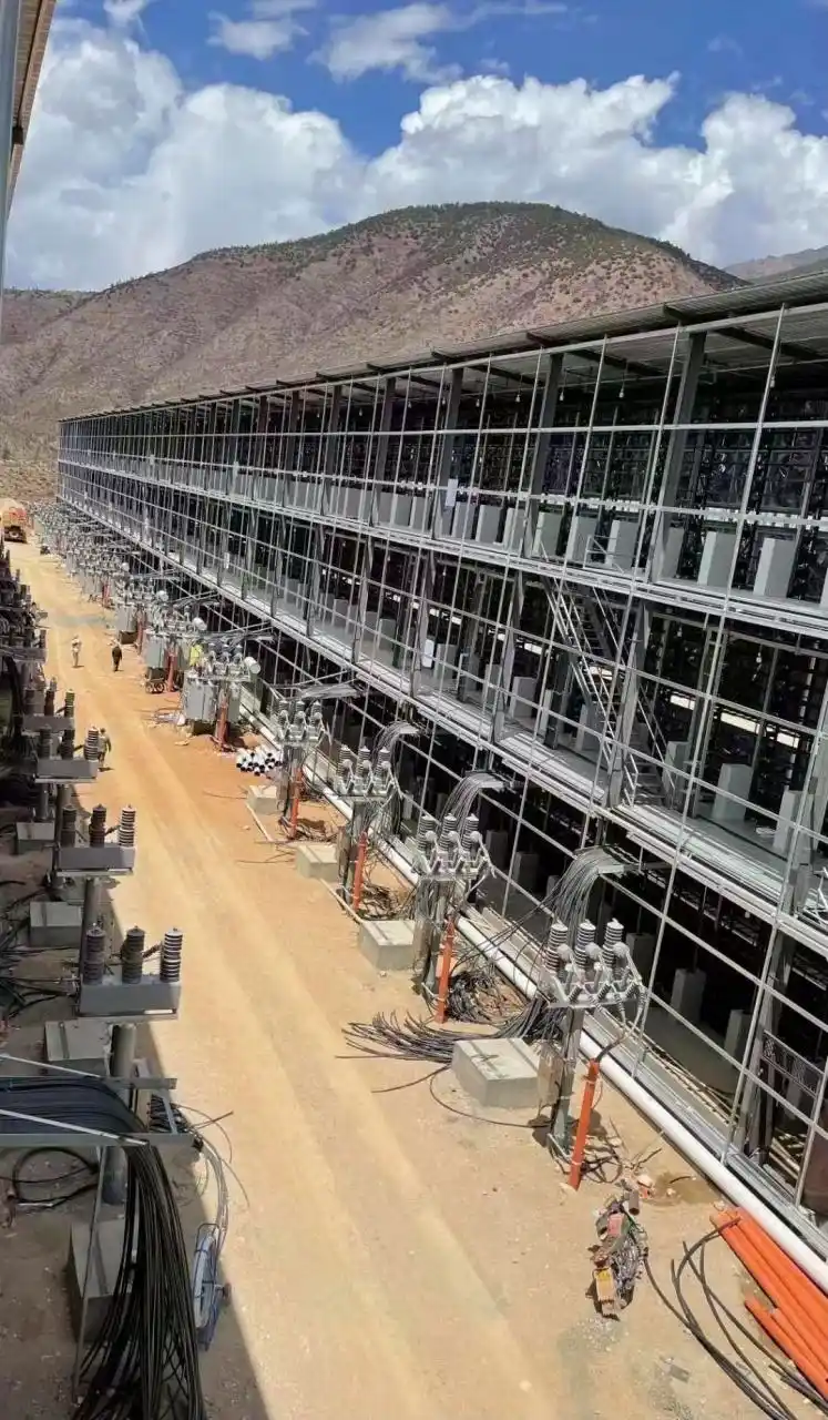 A vibrant mining farm with numerous rigs operating